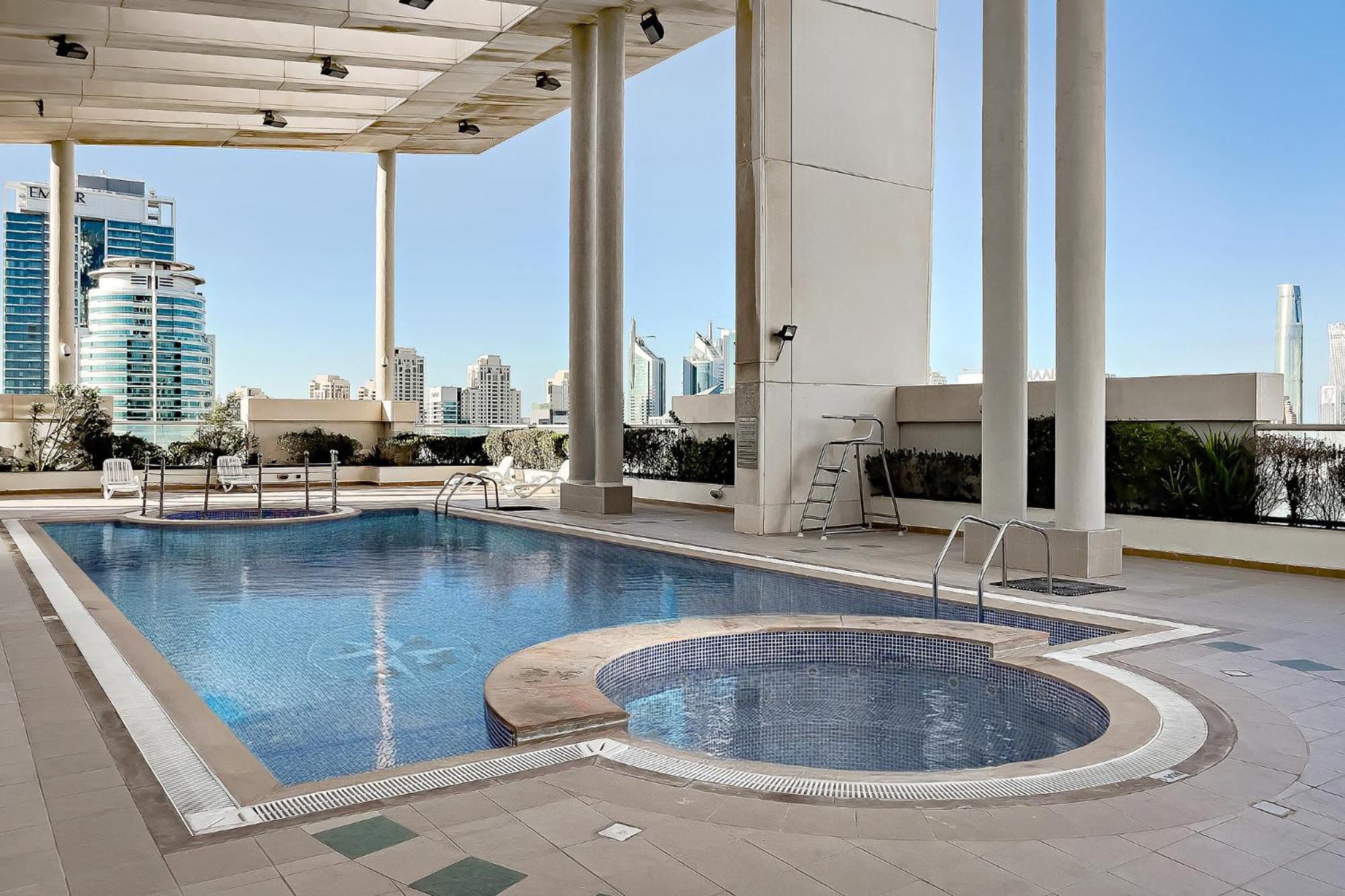 Appartamento Short Walk To Jbr & Marina - 1Br With Lake View In Jlt Near Metro Dubai Esterno foto