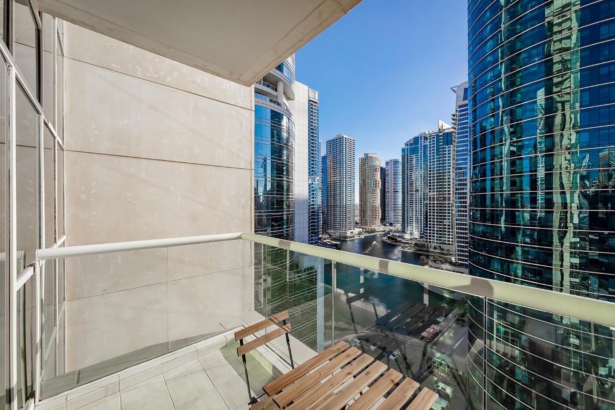 Appartamento Short Walk To Jbr & Marina - 1Br With Lake View In Jlt Near Metro Dubai Esterno foto